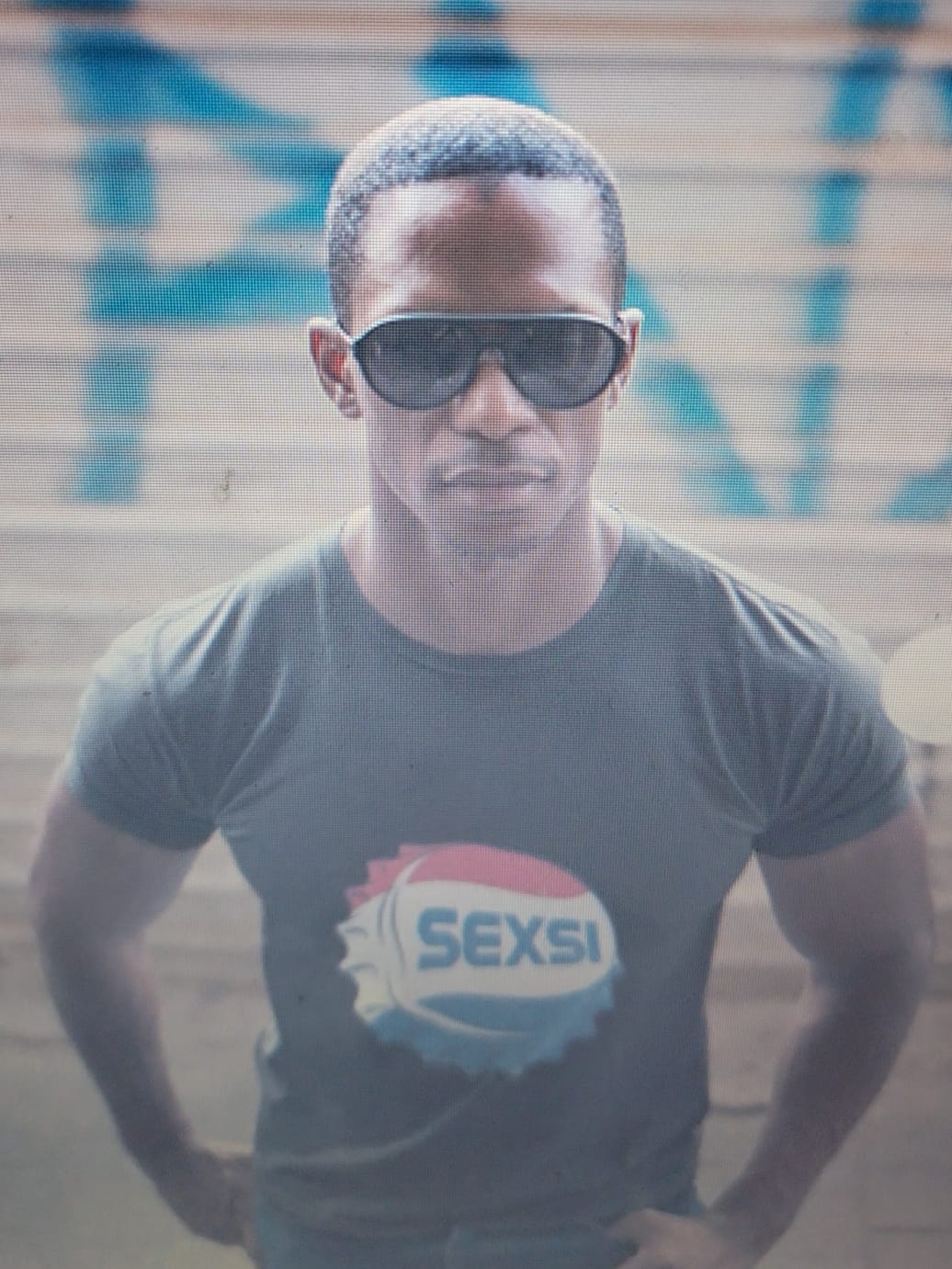 Sexsi (Men's T-Shirt)