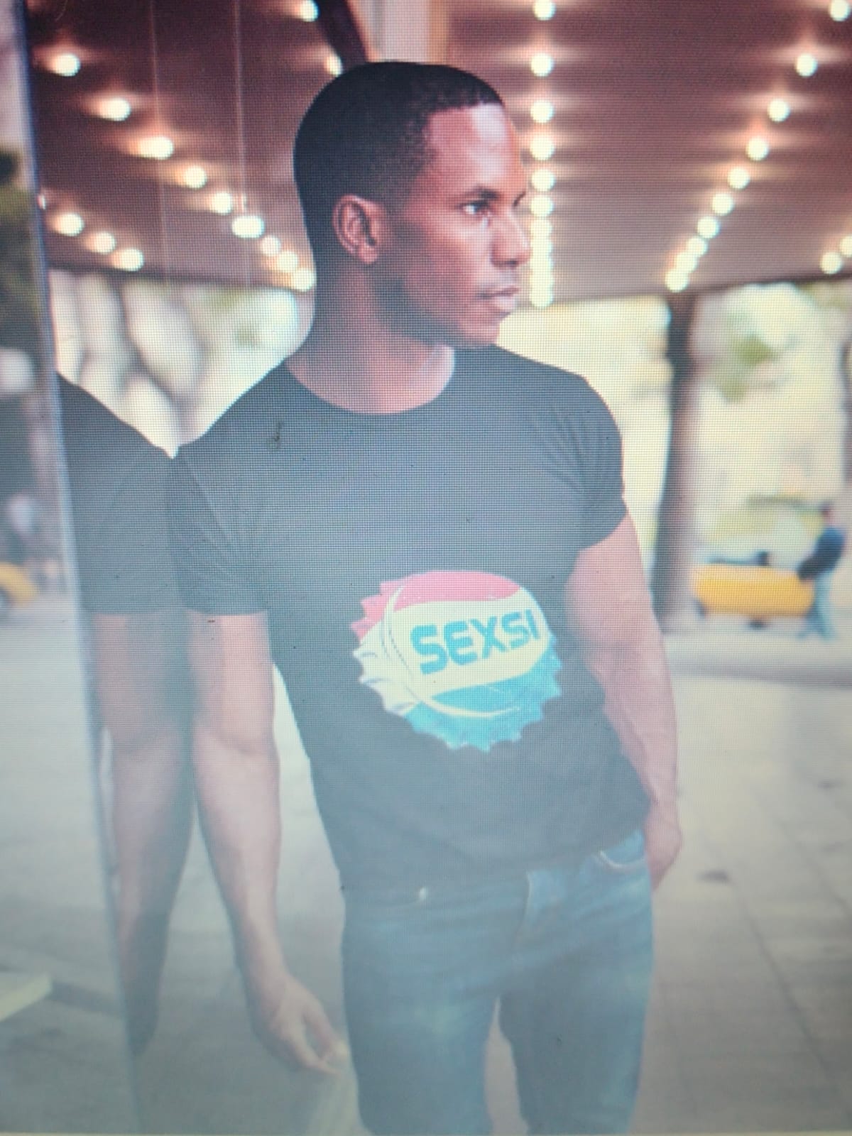 Sexsi (Men's T-Shirt)